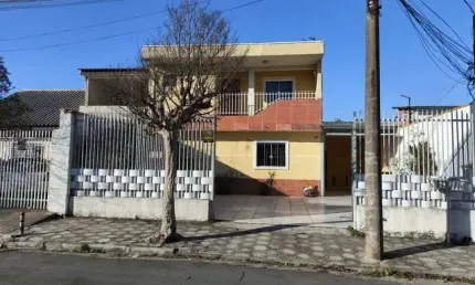 Casa com 3 quartos à venda na Rua Fernão Dias Paes, 69, Cajuru, Curitiba