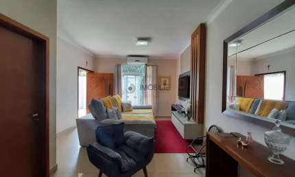 Casa com três dormitórios no Jardim Turim em Indaiatuba/SP