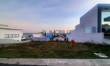 Terreno à venda com 330,99 m² no Condomínio Lagos D'Icaraí na cidade de Salto/SP.