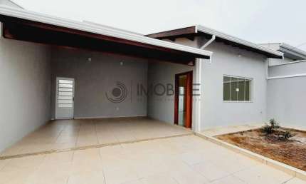 Casa com três dormitórios no bairro Bela Vista na cidade de Indaiatuba.