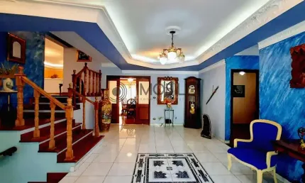 Casa com sete dormitórios no Condomínio Piccolo Paese na cidade de Salto.