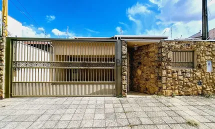 Casa a venda com 3 dormitórios no jardim regina na cidade de indaiatuba.