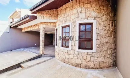 Casa a venda com 3 dormitórios no Jardim Regina na cidade de Indaiatuba.