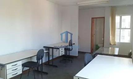 Sala comercial para alugar na Rua Padre Marinho, 305, Santa Efigênia, Belo Horizonte por R$ 600