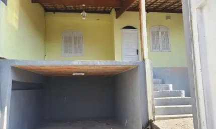 Casa com 3 quartos à venda na Regina Costa Peixoto, 185, Jardim dos Comerciários (Venda Nova), Belo Horizonte por R$ 1.200.000