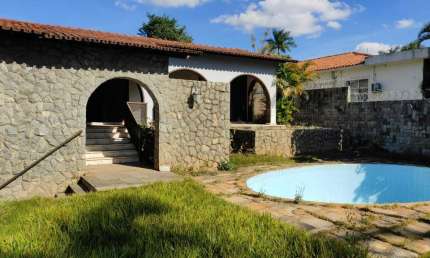 Casa com 5 quartos à venda na Avenida Santa Rosa, 581, São Luiz, Belo Horizonte por R$ 2.200.000