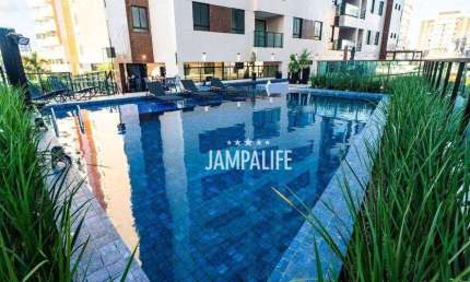 Apartamento grande com 03 quartos e duas suítes no Bessa.