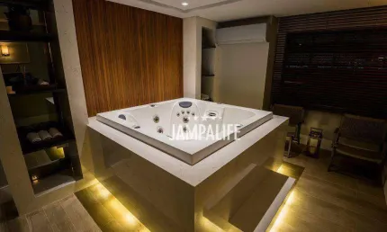 Apartamento de luxo com 05 suítes e vista panorâmica pro mar