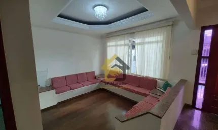 Casa com 3 dormitórios para alugar, 220 m² por R$ 4.000,00/mês - Cidade Jardim II - Americana/SP