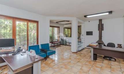Casa com 3 quartos à venda na Rua Doutor Lauro de Oliveira, 44, Rio Branco, Porto Alegre por R$ 2.200.000