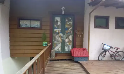 Casa com 4 quartos à venda na Rua Carlito Farias, 175, Praia de Fora, Palhoça por R$ 799.000