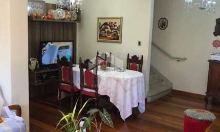 Casa com 4 quartos à venda na Rua Santa Flora, 944, Nonoai, Porto Alegre por R$ 1.000.000