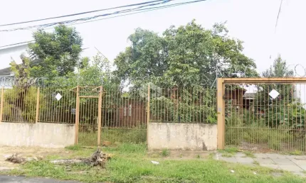 Terreno à venda na Rua Elízio Abate Crivella, 31, Jardim Itu Sabará, Porto Alegre por R$ 480.000