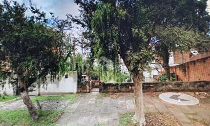 Terreno à venda na Avenida Alberto Pasqualini, 155, Jardim Itu Sabará, Porto Alegre por R$ 400.000