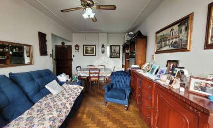 Apartamento com 3 quartos à venda na Avenida Alberto Bins, 903, Centro Histórico, Porto Alegre por R$ 328.500