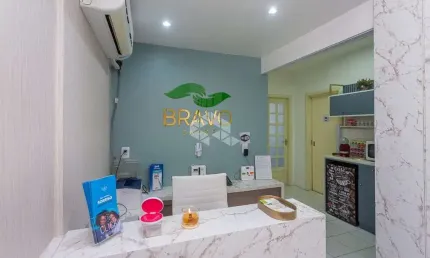 Sala comercial com 2 salas à venda na Rua General Vitorino, 53, Centro Histórico, Porto Alegre por R$ 260.000