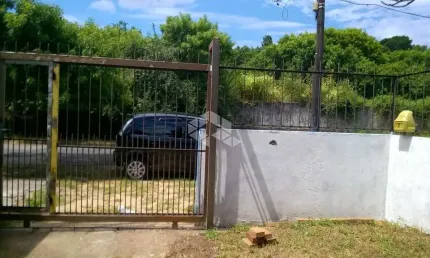 Terreno à venda na Avenida Florianópolis, 635, Azenha, Porto Alegre por R$ 450.000