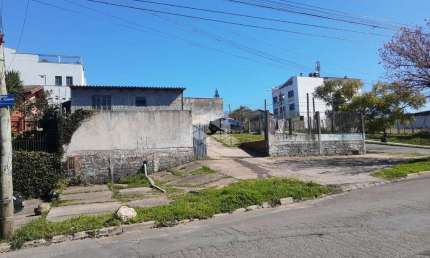 Terreno à venda na Avenida Sargento Manoel Raymundo Soares, 91, Jardim Carvalho, Porto Alegre por R$ 600.000