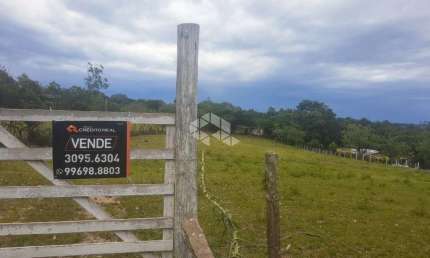 Chácara / sítio com 1 quarto à venda na Estrada da Capororoca, 908, Branquinha, Viamão por R$ 300.000