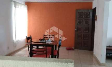 Casa com 2 quartos à venda na Avenida Dante Ângelo Pilla, 929, Costa e Silva, Porto Alegre por R$ 249.000