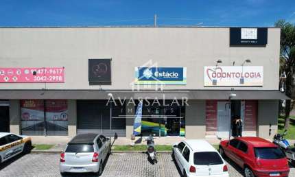 Sala comercial disponível para locação, na rua Tijucas do Sul, Curitiba-PR