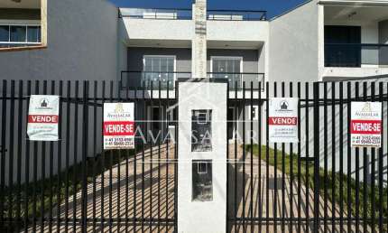 Casa à venda na Rua Major Júlio Ribeiro de Campos, 338, Sítio Cercado, Curitiba