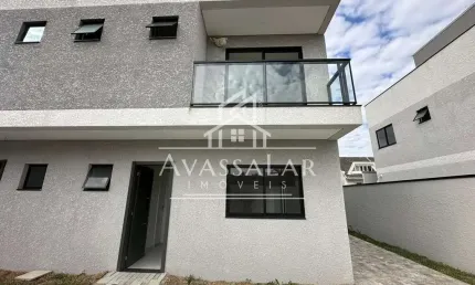 Casa à venda na Rua Doutor Heleno da Silveira, 535, Boqueirão, Curitiba