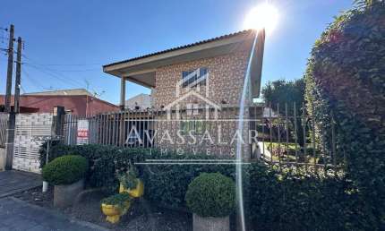 Casa à venda na Rua Carlos Amoretty Osório, 325, Sítio Cercado, Curitiba
