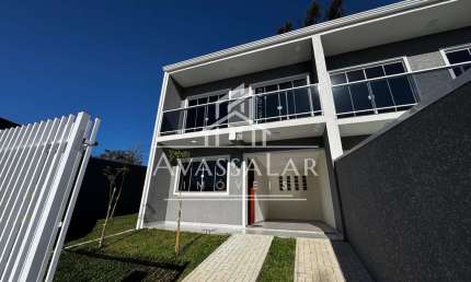 Sobrado com 3 quartos , no bairro Alto boqueirão, Curitiba - PR