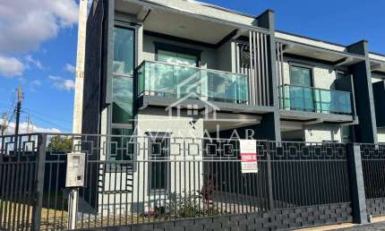 Sobrado com 3 quartos á venda no bairro Alto boqueirão, Curitiba - PR