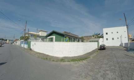 Casa à venda no bairro Forquilhinhas em São José, 100 m², 4 dormitórios sendo 1