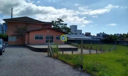 Exclusiva Oportunidade de Investimento - Terreno no Bairro Pedra Branca, Palhoça