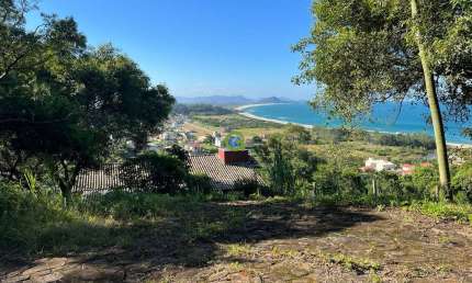 Excelente imóvel à venda na Praia da Gamboa em Garopaba.