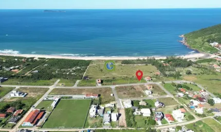 Terreno à venda no Lot. Mares de Garopaba na Praia da Gamboa, em Garopaba.