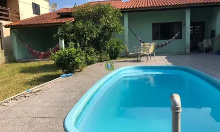 Casa a venda no bairro Areias de Palhocinha em Garopaba.