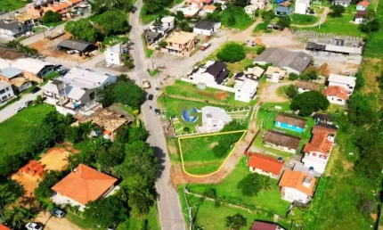 Excelente terreno a venda no bairro ambrósio em garopaba!