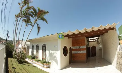 Casa a venda em Forquilhinhas, São José com 140 m² de área privativa.