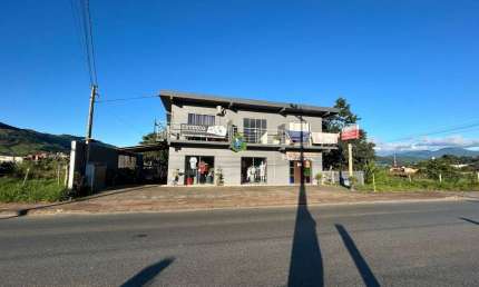 Casa Comercial à venda em Paulo Lopes com renda mensal de R$ 6.000,00