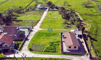 Casa à venda com Amplo Terreno em Nova Belém, Paulo Lopes - 3.448 m²