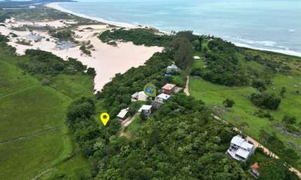 Terreno Amplo de 420m² a Apenas 300m do Mar da Gamboa!