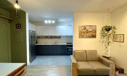 Apartamento de 2 dormitórios sendo 1 suíte à venda no Estreito, Florianópolis.