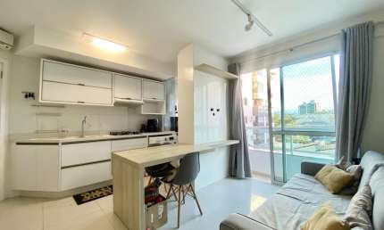 Apartamento com 2 quartos à venda no Coqueiros, Florianópolis 
