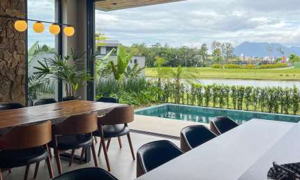 Casa semi-mobiliada pronta para morar, 4 suítes, Reserva da Pedra
