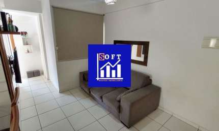 Apartamento de 02 Quartos c/ armários + vaga de garagem coberta
