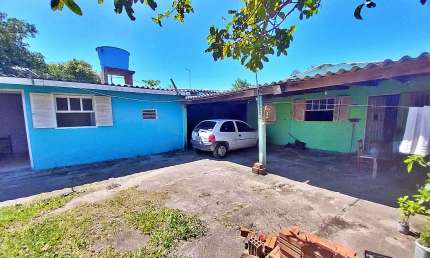 BAIXOU PARA VENDER!  Duas Casas no terreno - em Quintão - Rei do Peixe!