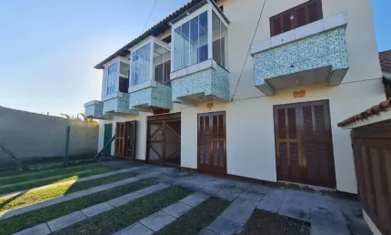Excelente apartamento terreo á venda em Salinas, 150m do mar