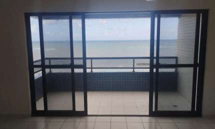 Apartamento de Alto Padrão à Beira-Mar em Candeias – 159m², 4 Quartos, 3 Suítes