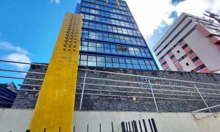 Andar Inteiro para Locação em Centro Empresarial de Alto Padrão – Localização Estratégica