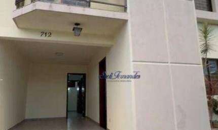Sobrado com 3 dormitórios para alugar, 150 m² por R$ 3.400,01/mês - São Pedro - São José dos Pinhais/PR