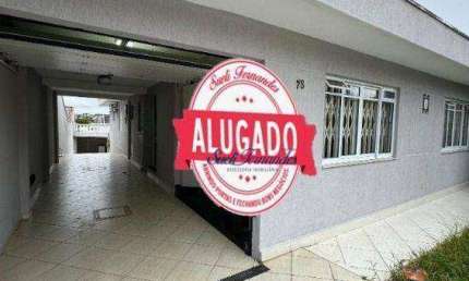 Casa com 3 dormitórios para alugar, 250 m² por R$ 4.868,75/mês - Uberaba - Curitiba/PR